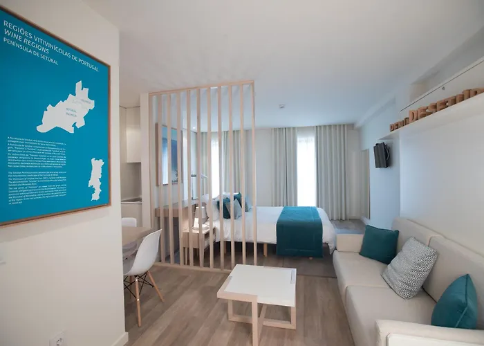 Almada Wine House - Tourism شقة بورتو