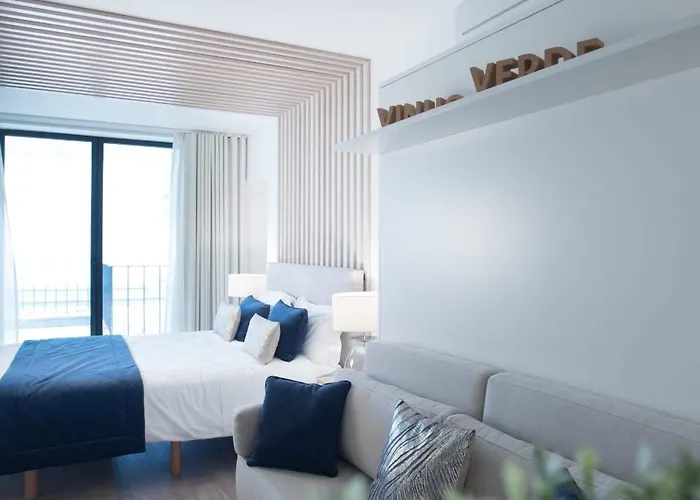 Almada Wine House - Tourism بورتو