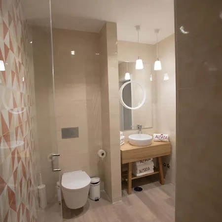 Almada Wine House - Tourism Oporto