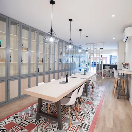 Almada Wine House - Tourism Oporto