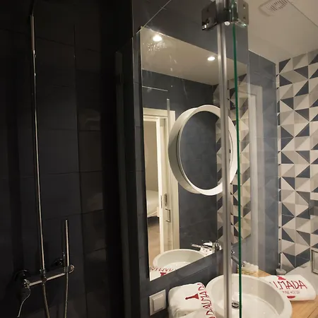 Almada Wine House - Tourism Oporto