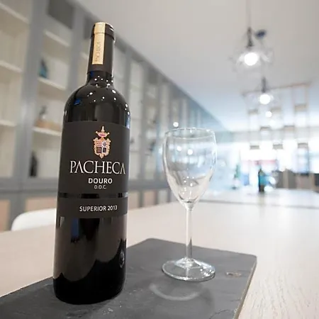 Apartament Almada Wine House - Tourism *