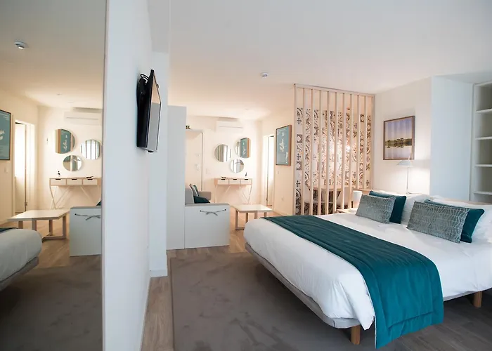 Almada Wine House - Tourism Porto